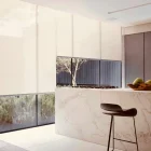 10 scaled 5c8bd0ec em Persiana Rolô Sunscreen Uniflex Persiana Rolô Sunscreen Uniflex ambientada