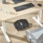 FootComfort Preto scene 02 no Klips - Mobiliário Corporativo