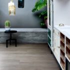 Level Set Rustic Oak Ashlar1 no Klips - Mobiliário Corporativo